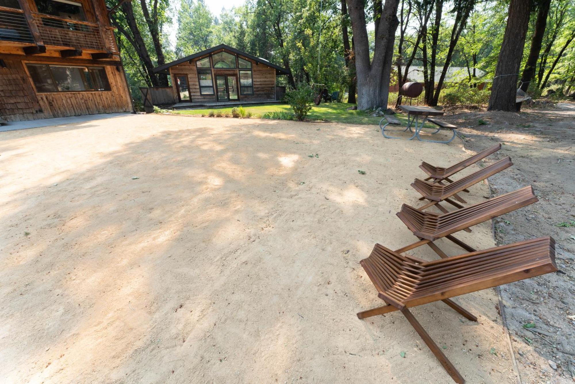 Basecamp Lodge Mount Shasta Luaran gambar