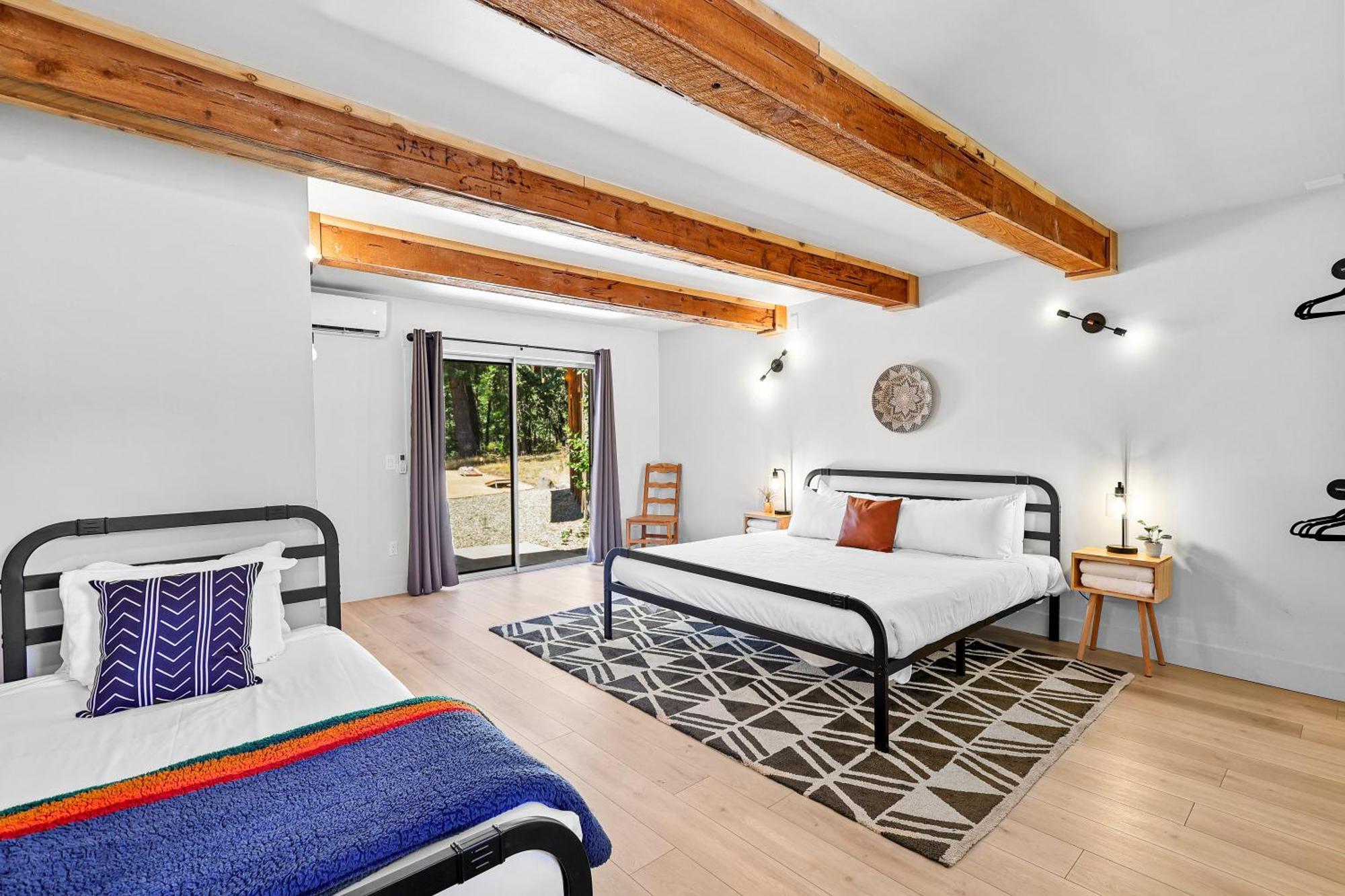 Basecamp Lodge Mount Shasta Bilik gambar