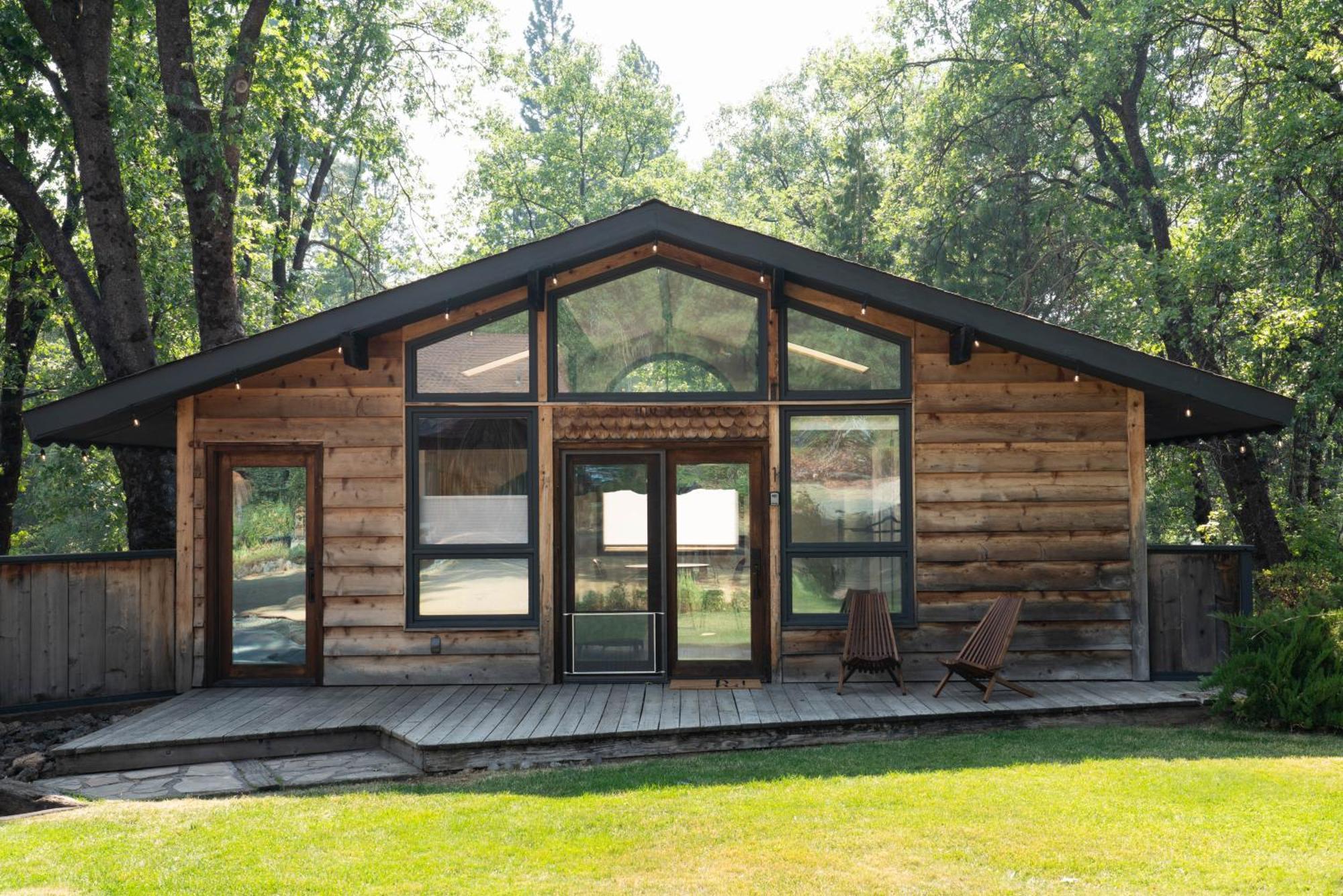 Basecamp Lodge Mount Shasta Luaran gambar