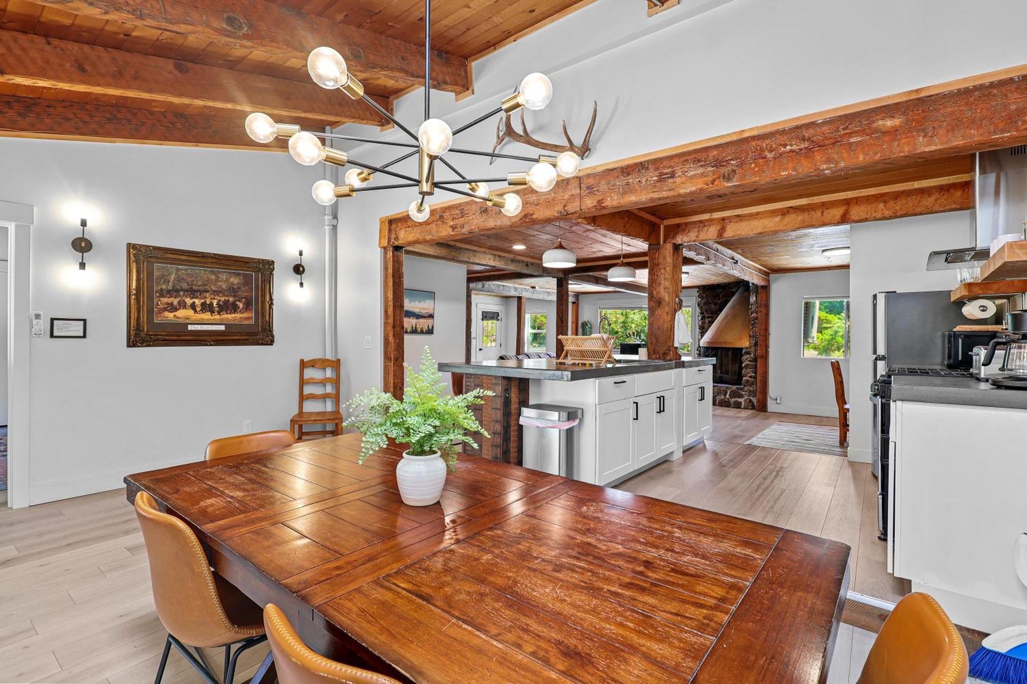 Basecamp Lodge Mount Shasta Luaran gambar
