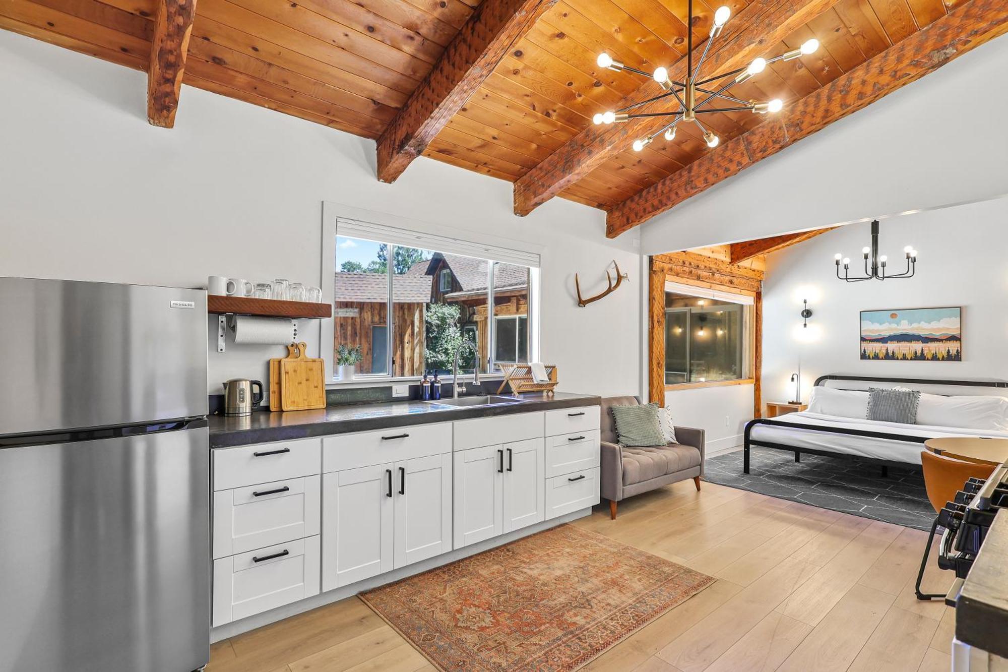 Basecamp Lodge Mount Shasta Luaran gambar