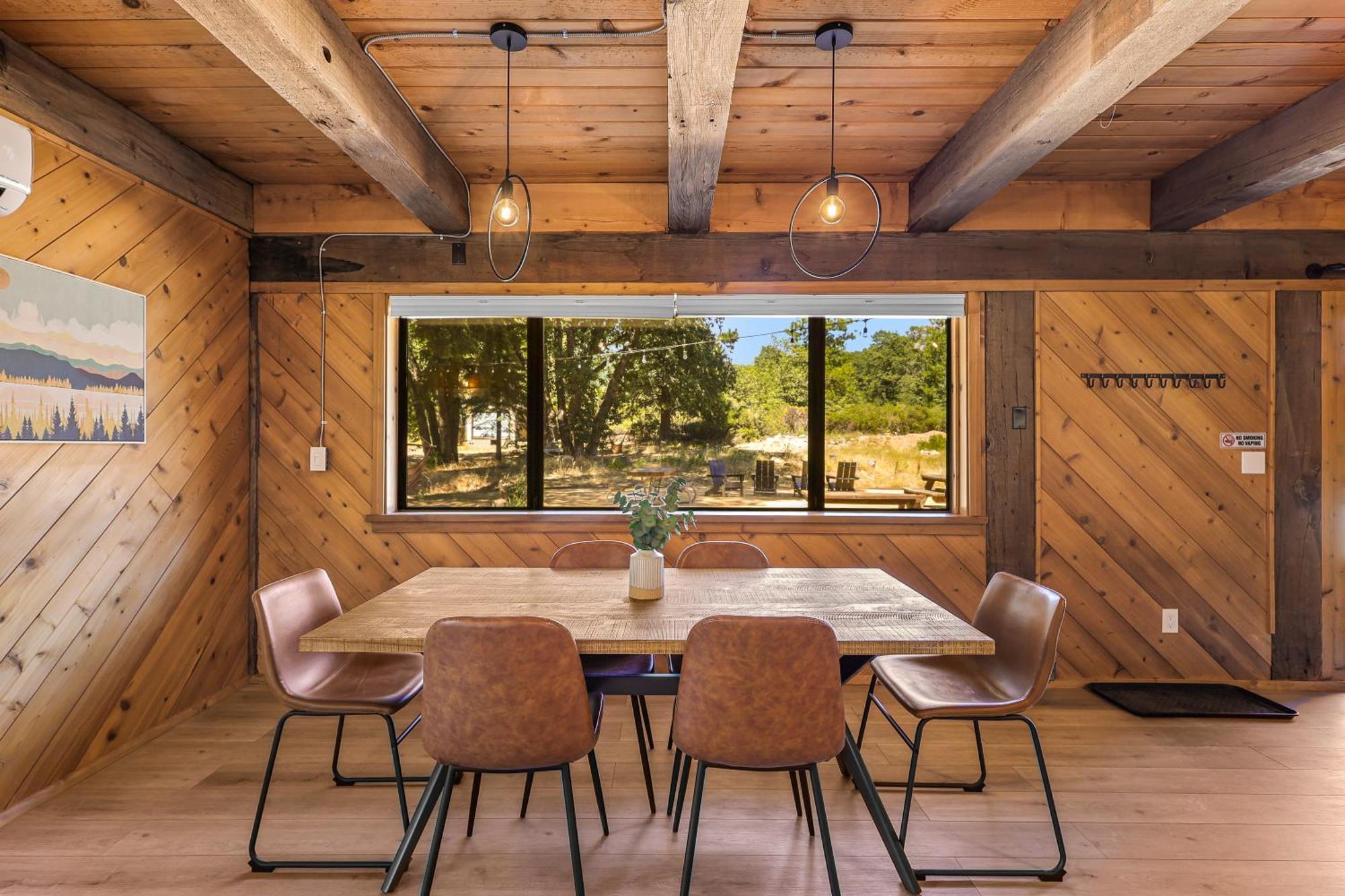 Basecamp Lodge Mount Shasta Luaran gambar