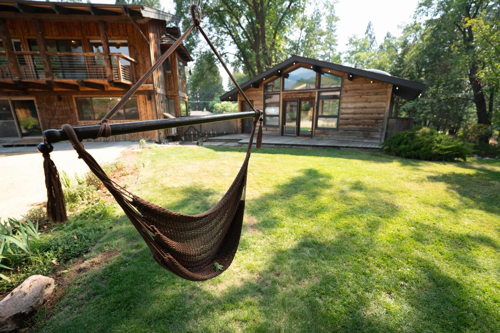 Basecamp Lodge Mount Shasta Luaran gambar