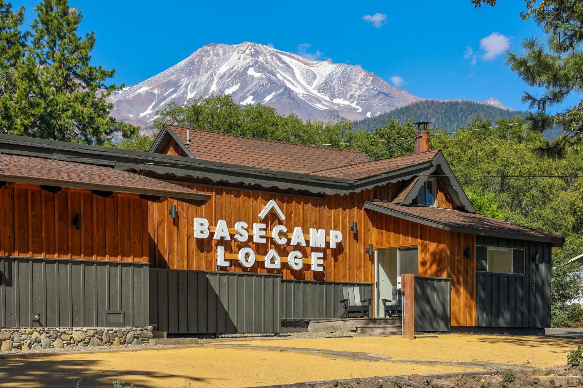 Basecamp Lodge Mount Shasta Luaran gambar